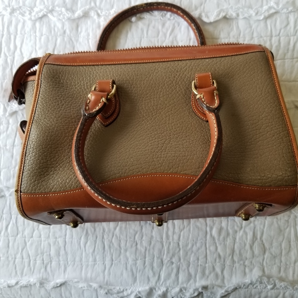Vintage Dooney & Bourke Authentic Leather Handbag Taupe EUC - Picture 3 of 16